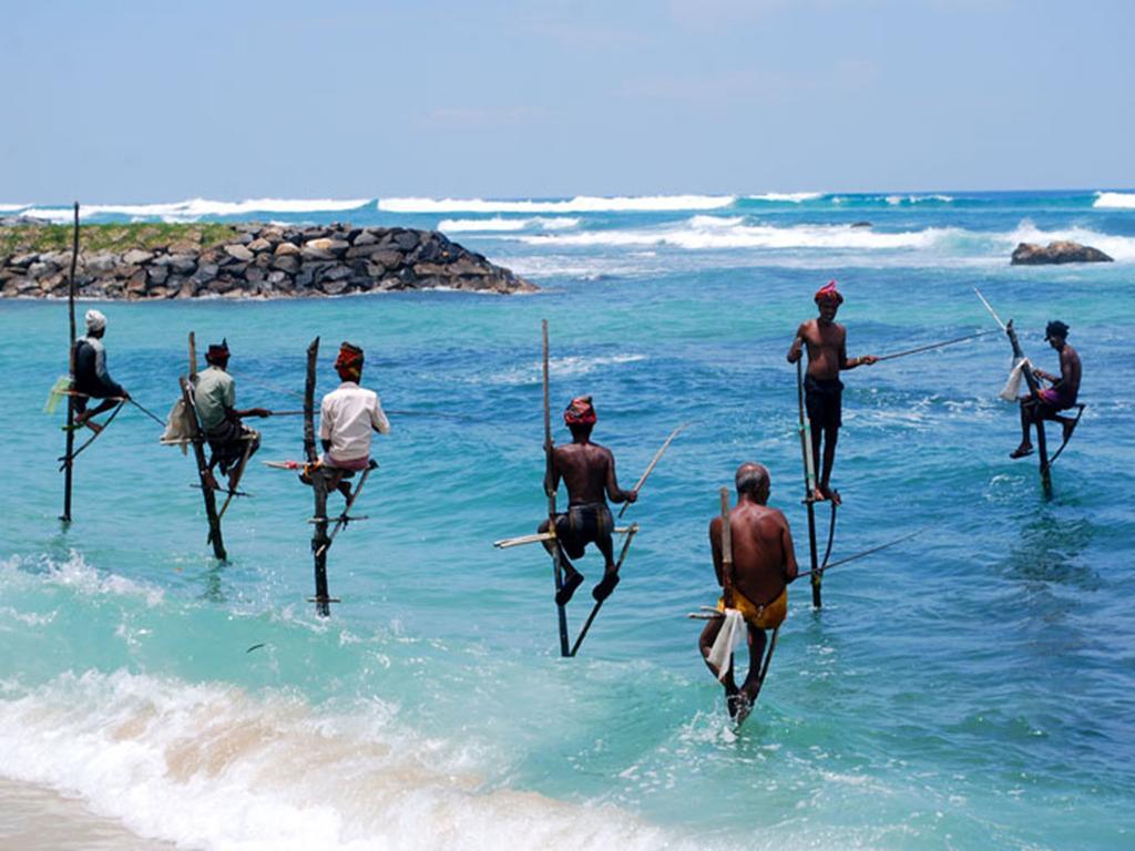 Abundia Unawatuna Luaran gambar